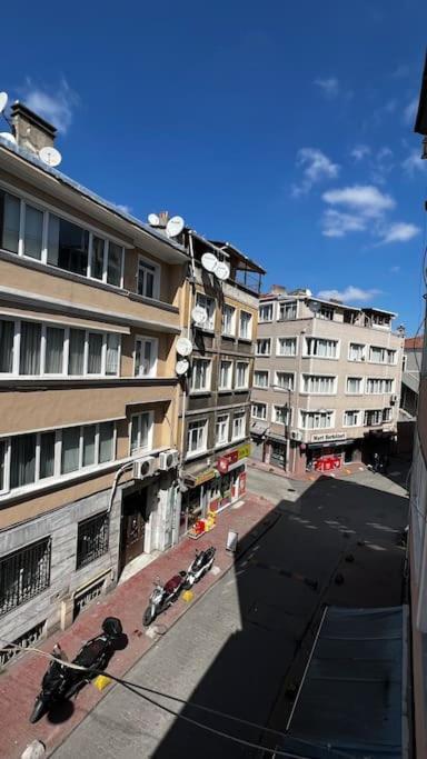 Kurtulus House *